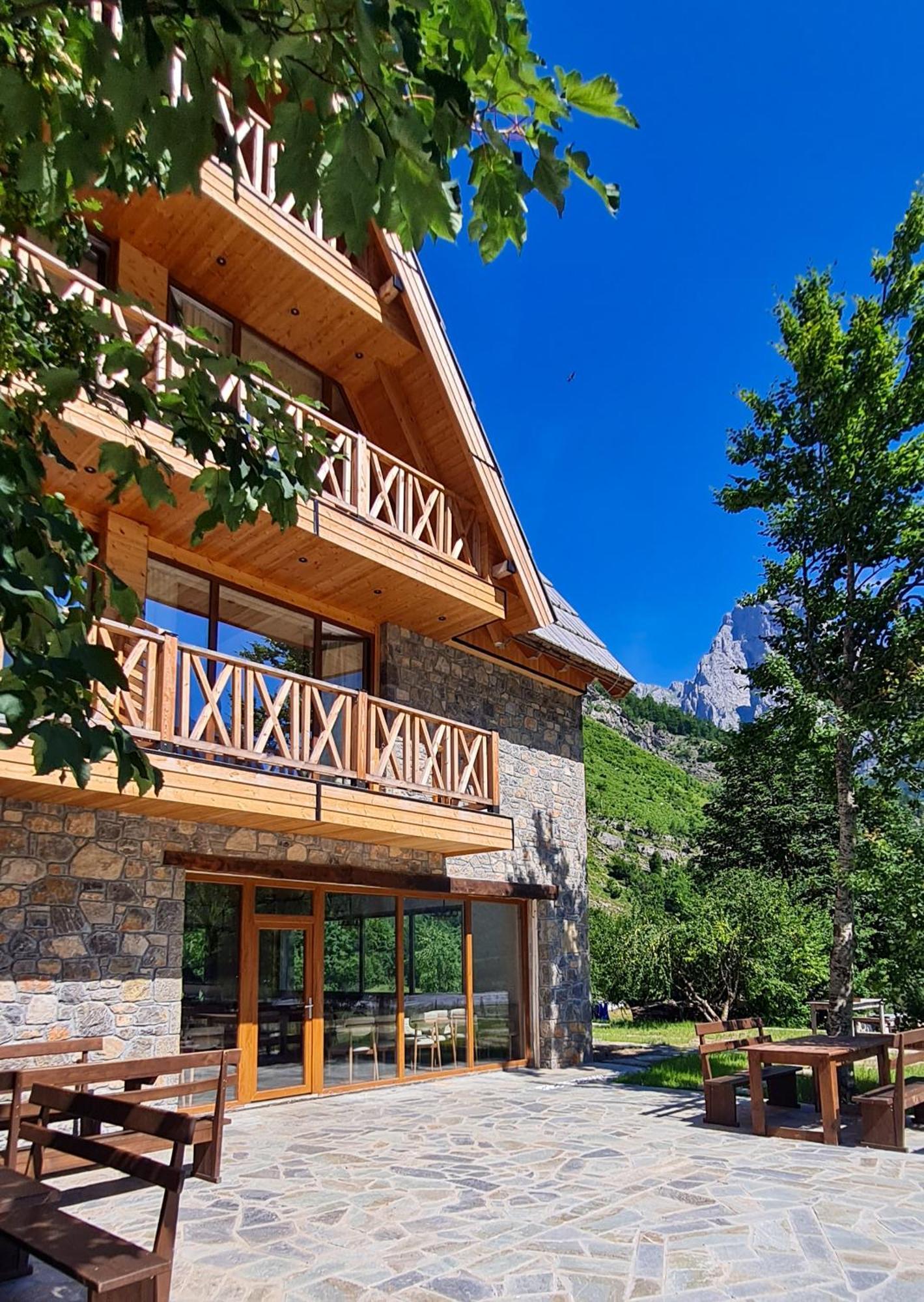 Neokulla Hotel - By Kol Gjoni Valbone Exterior foto